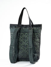 Load image into Gallery viewer, Backpack Evdokia Lilies