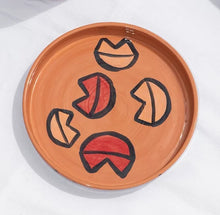 Load image into Gallery viewer, Makia Plate