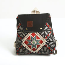 Load image into Gallery viewer, Nephele Serifos small backpack
