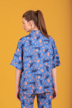 Load image into Gallery viewer, Judy oversize shirt (Blue)
