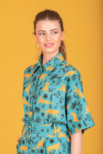 Load image into Gallery viewer, Judy oversize shirt (Green)
