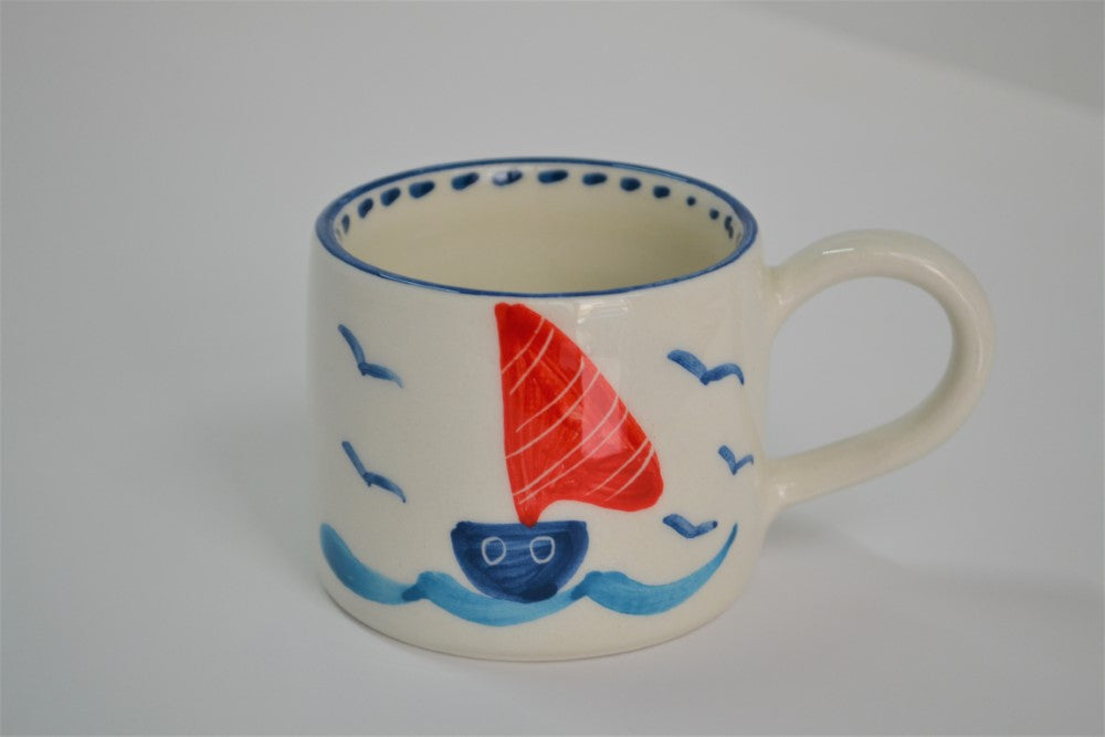 Short Conical Cup little boat