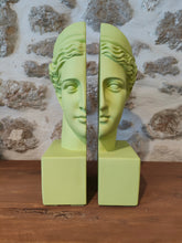 Load image into Gallery viewer, Artemis Set of 2 Bookend

