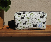 Load image into Gallery viewer, Goats and olive Design Zip Pouch Carry All
