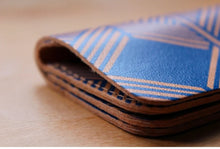 Load image into Gallery viewer, Leather wallet blue
